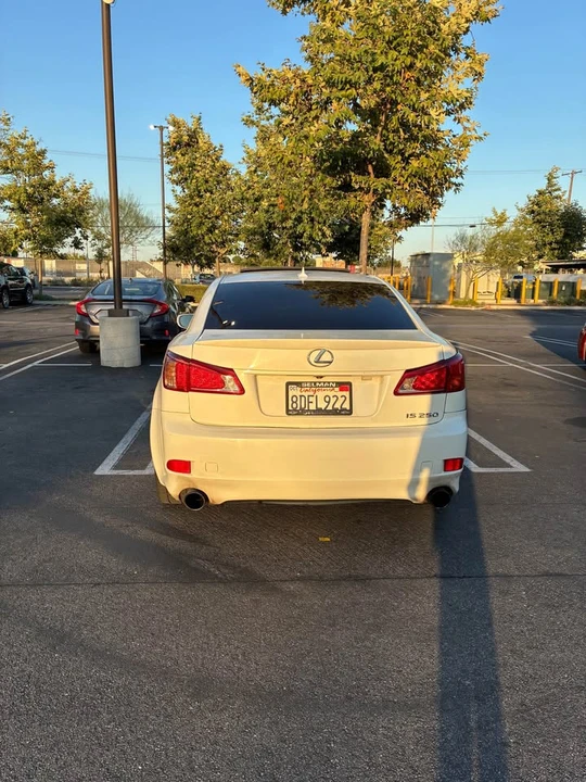 2011 Lexus IS 2nd Gen - Image 3 of 10