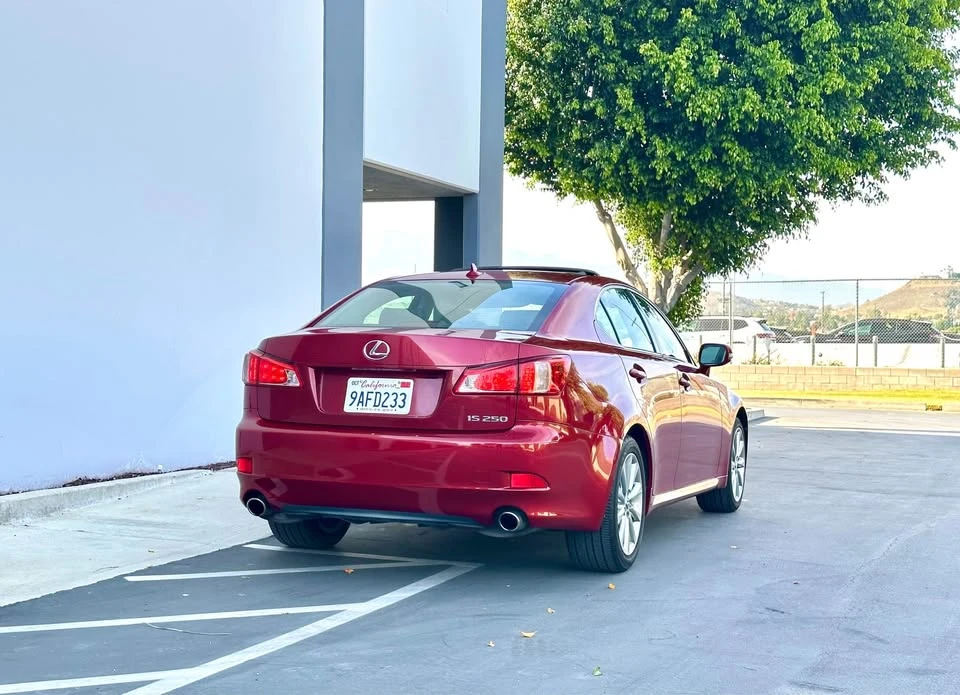 2011 Lexus IS 2nd Gen - Image 3 of 20