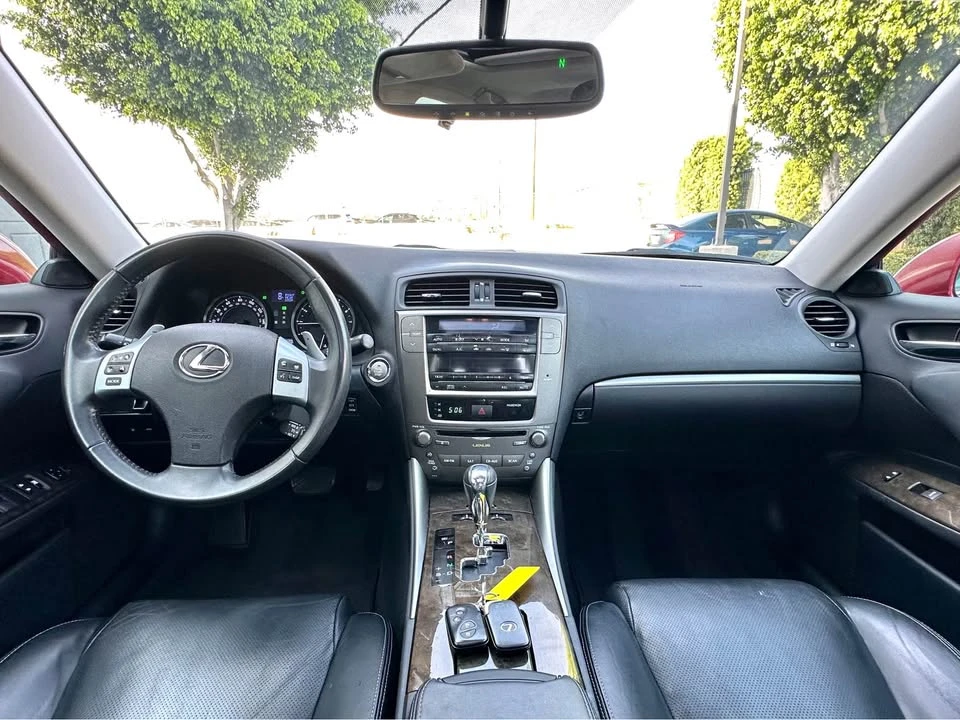 2011 Lexus IS 2nd Gen - Image 16 of 20