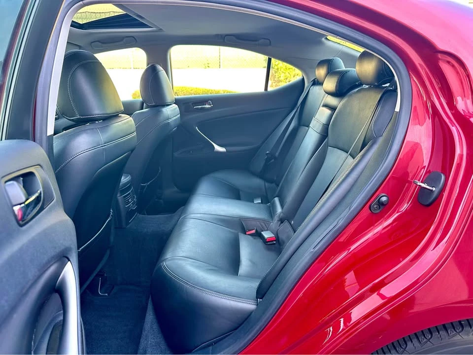 2011 Lexus IS 2nd Gen - Image 11 of 20