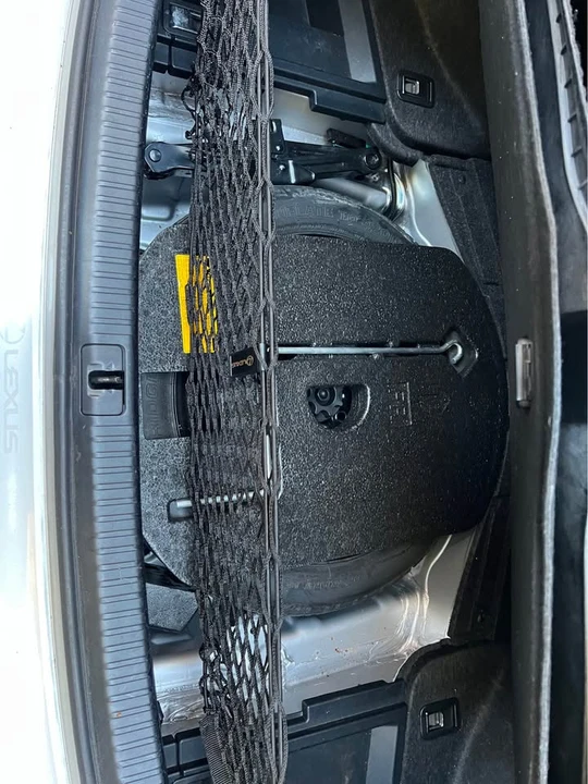 2011 Lexus IS 2nd Gen - Image 13 of 18