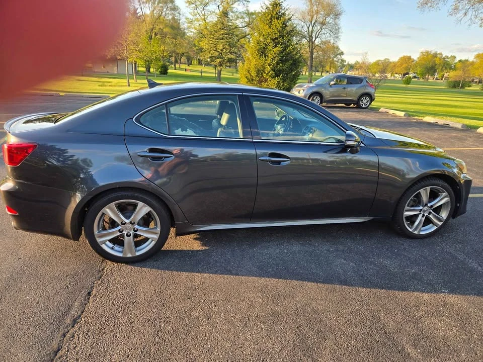 2011 Lexus IS 2nd Gen - Image 12 of 20