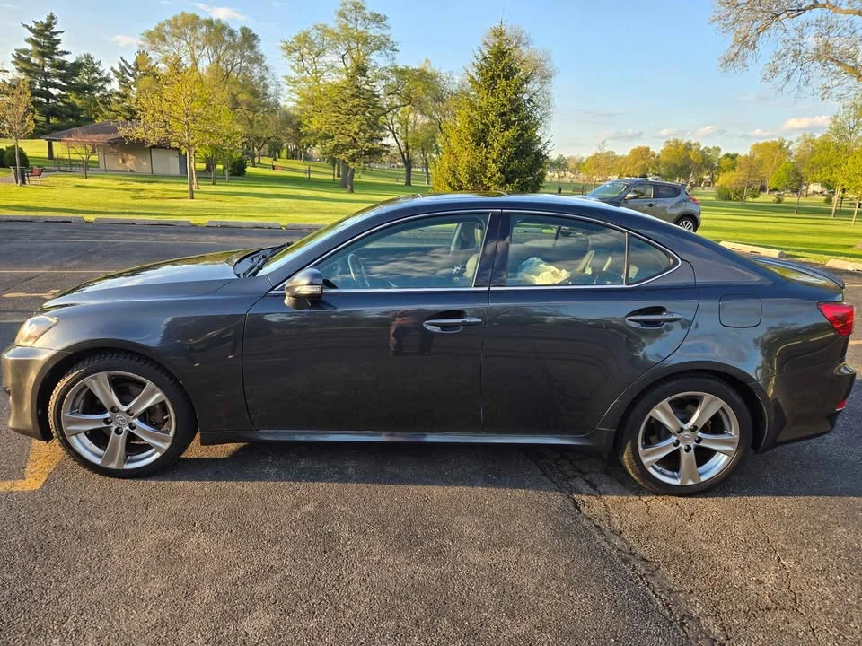 2011 Lexus IS 2nd Gen - Image 4 of 20