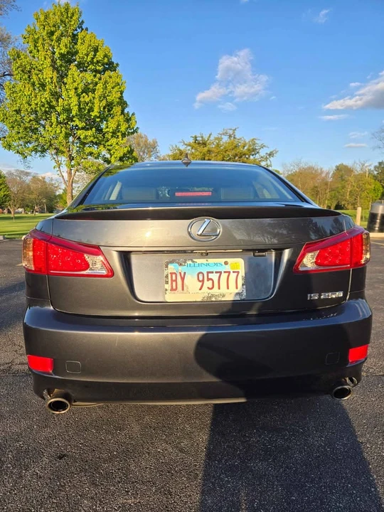 2011 Lexus IS 2nd Gen - Image 9 of 20