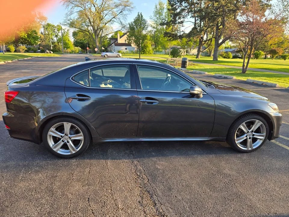 2011 Lexus IS 2nd Gen - Image 6 of 20