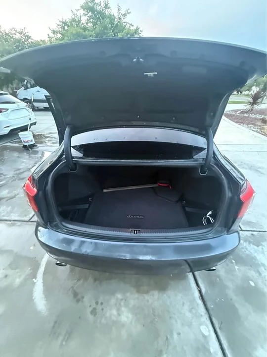 2011 Lexus IS 2nd Gen - Image 14 of 20