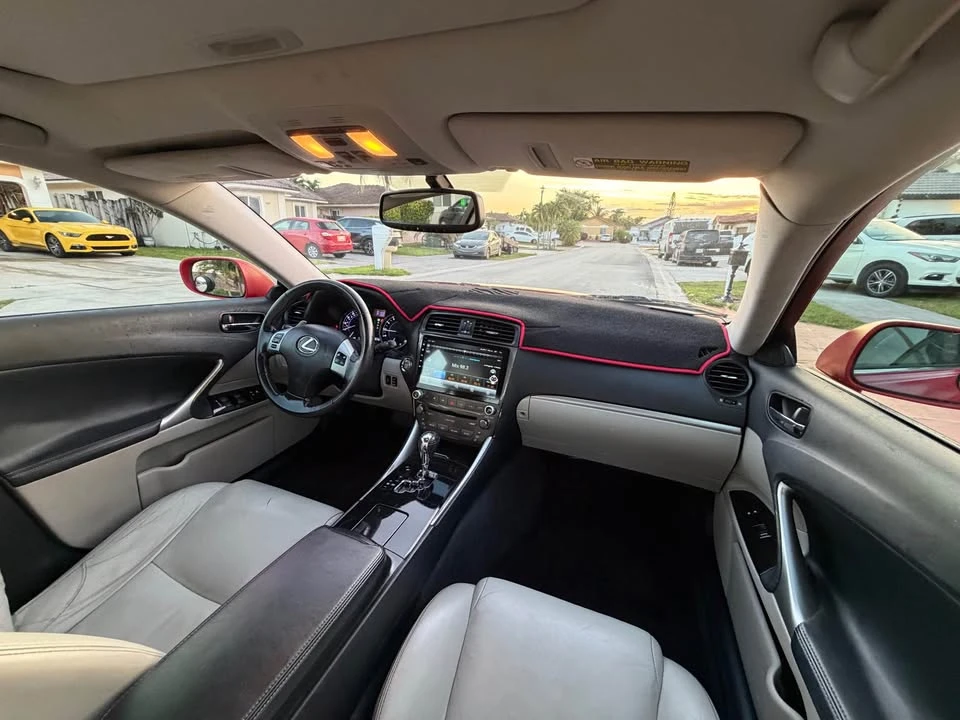 2011 Lexus IS 2nd Gen - Image 16 of 19