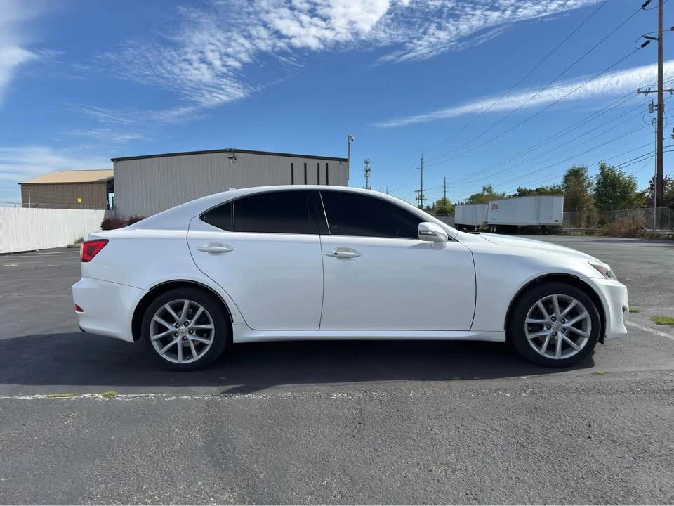 2011 Lexus IS 2nd Gen - Image 4 of 10