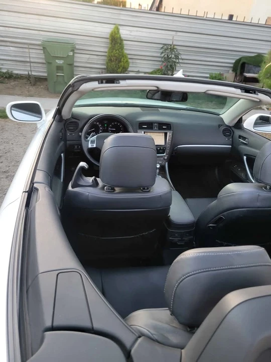 2011 Lexus IS 2nd Gen - Image 13 of 15