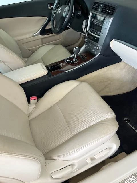 2011 Lexus IS 2nd Gen - Image 3 of 3