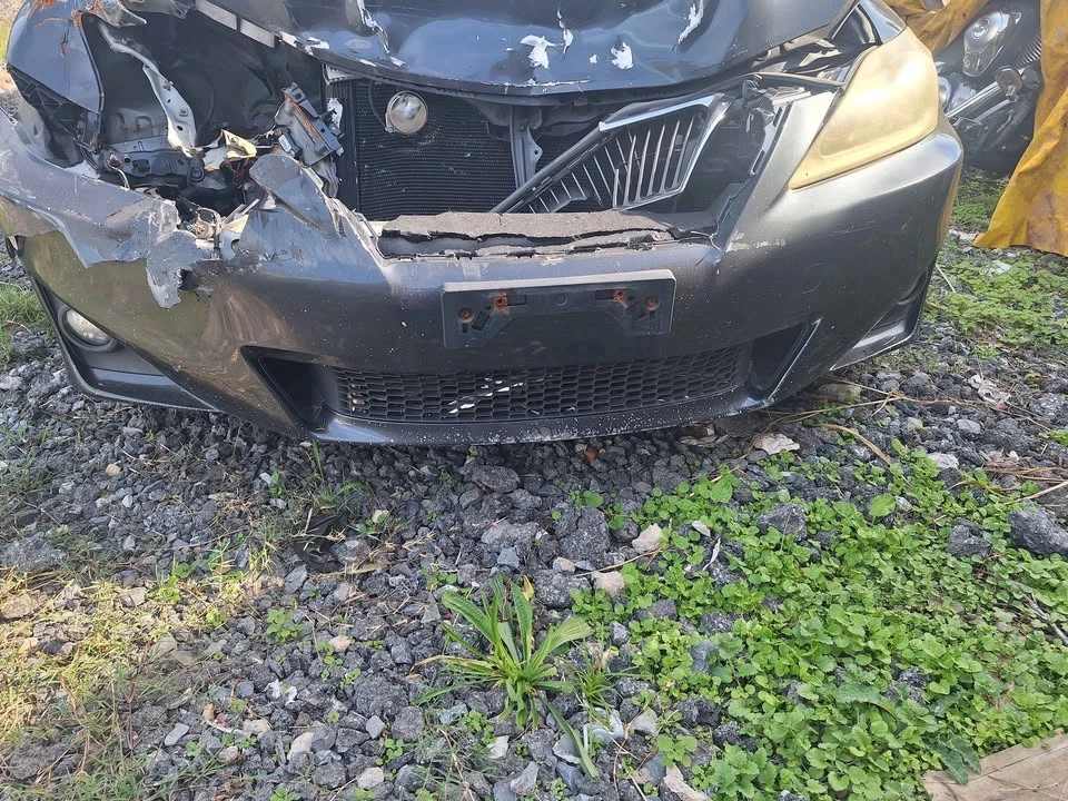 2011 Lexus IS 2nd Gen - Image 17 of 20