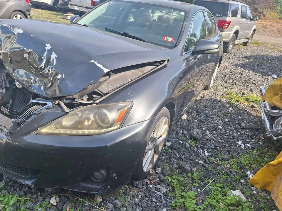 2011 Lexus IS 2nd Gen - Image 16 of 20