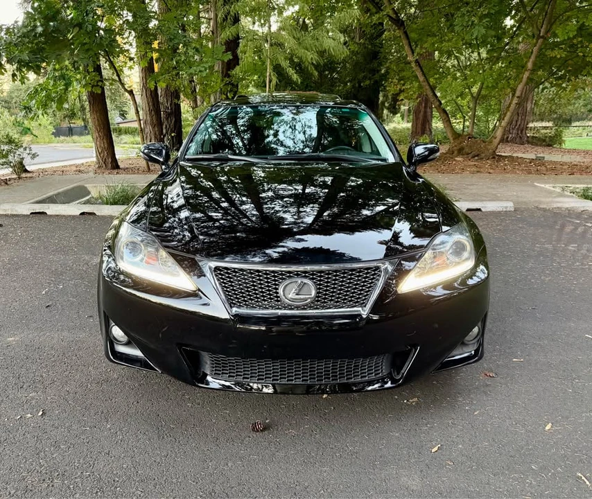 2011 Lexus IS 2nd Gen - Image 3 of 16