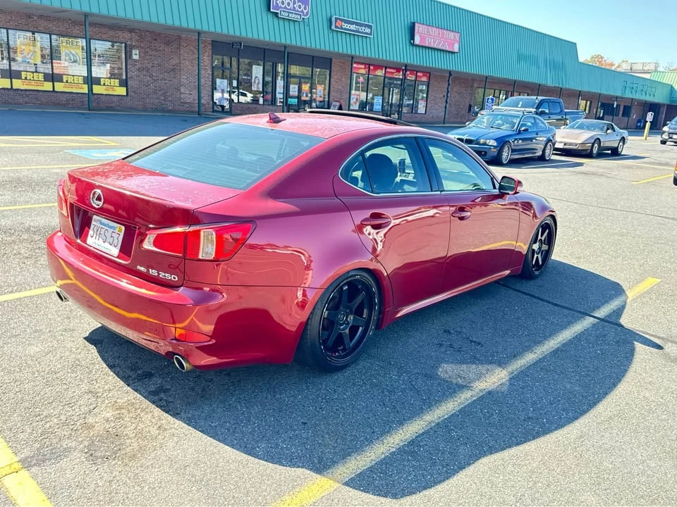 2011 Lexus IS 2nd Gen - Image 5 of 19