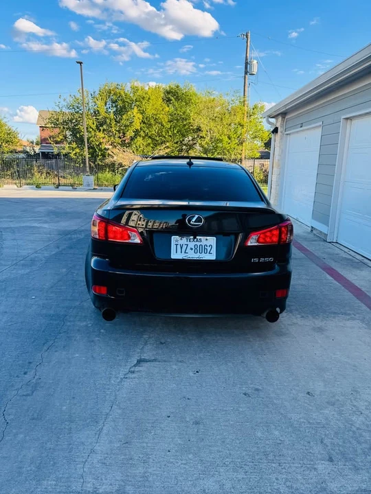 2011 Lexus IS 2nd Gen - Image 5 of 20