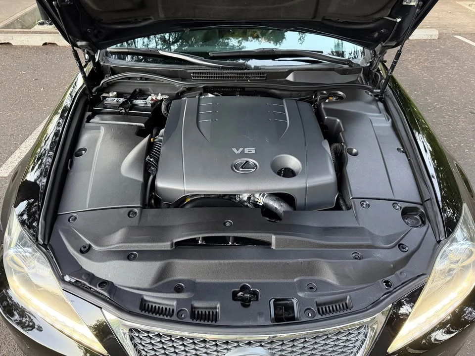 2011 Lexus IS 2nd Gen - Image 16 of 16