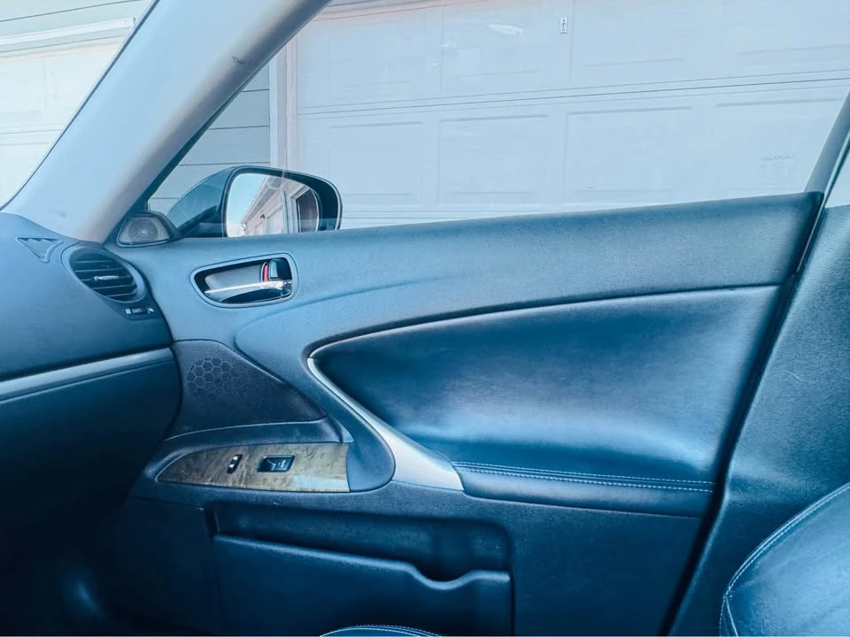 2011 Lexus IS 2nd Gen - Image 13 of 20