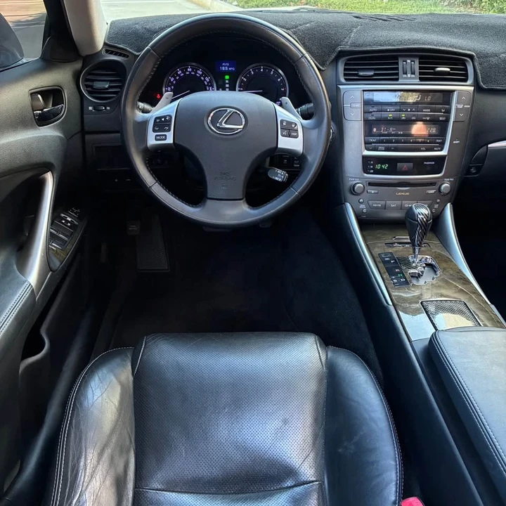 2011 Lexus IS 2nd Gen - Image 13 of 18