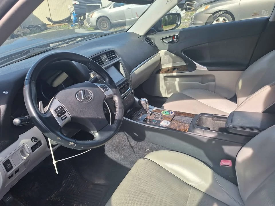 2011 Lexus IS 2nd Gen - Image 11 of 20