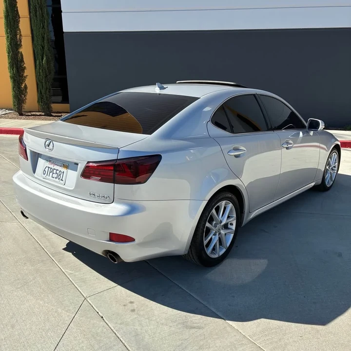 2011 Lexus IS 2nd Gen - Image 4 of 18