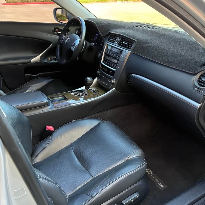 2011 Lexus IS 2nd Gen - Image 10 of 18