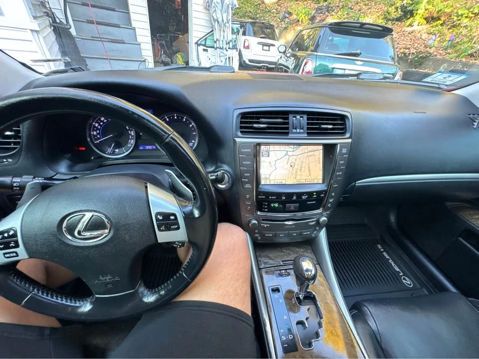 2011 Lexus IS 2nd Gen - Image 12 of 19