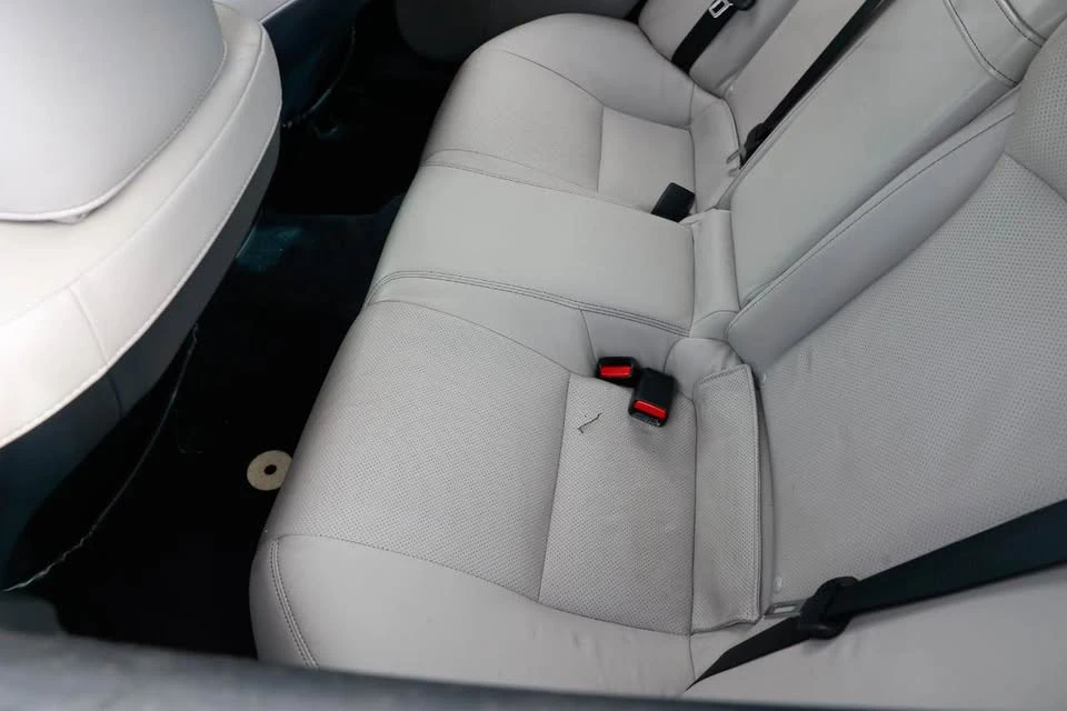 2011 Lexus IS 2nd Gen - Image 6 of 6