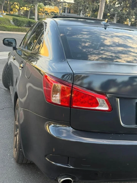 2011 Lexus IS 2nd Gen - Image 11 of 19