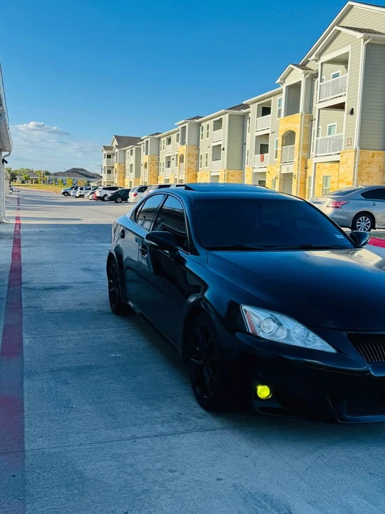 2011 Lexus IS 2nd Gen - Image 17 of 20