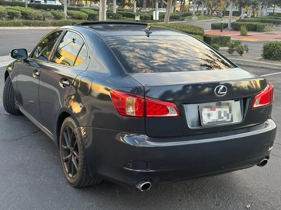 2011 Lexus IS 2nd Gen - Image 12 of 19