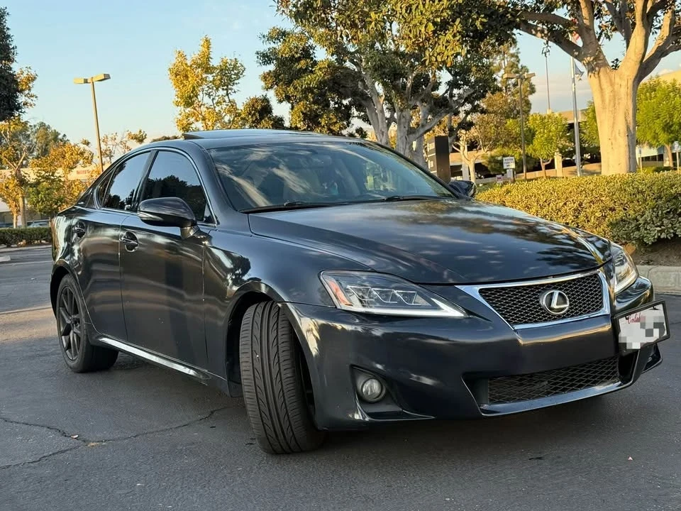 2011 Lexus IS 2nd Gen - Image 3 of 19
