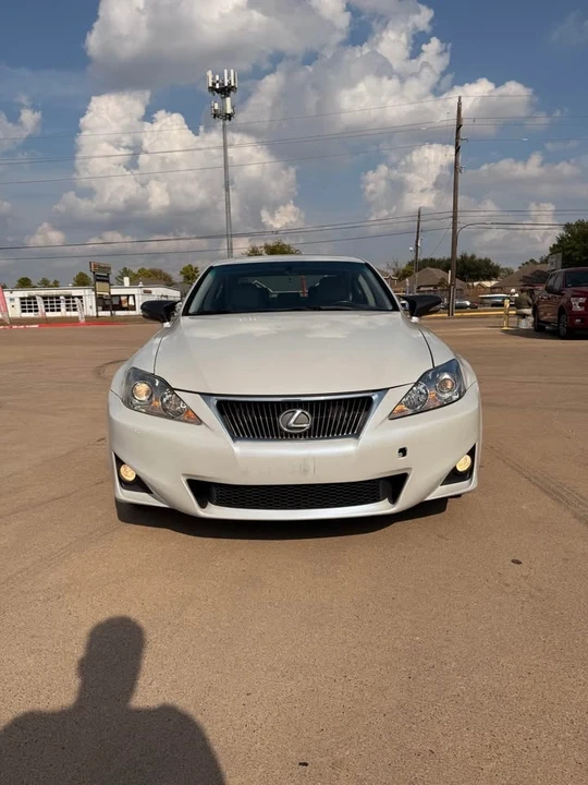 2011 Lexus IS 2nd Gen - Image 2 of 19