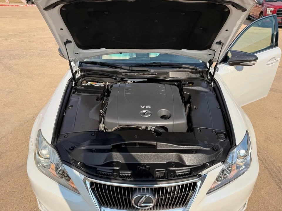 2011 Lexus IS 2nd Gen - Image 19 of 19