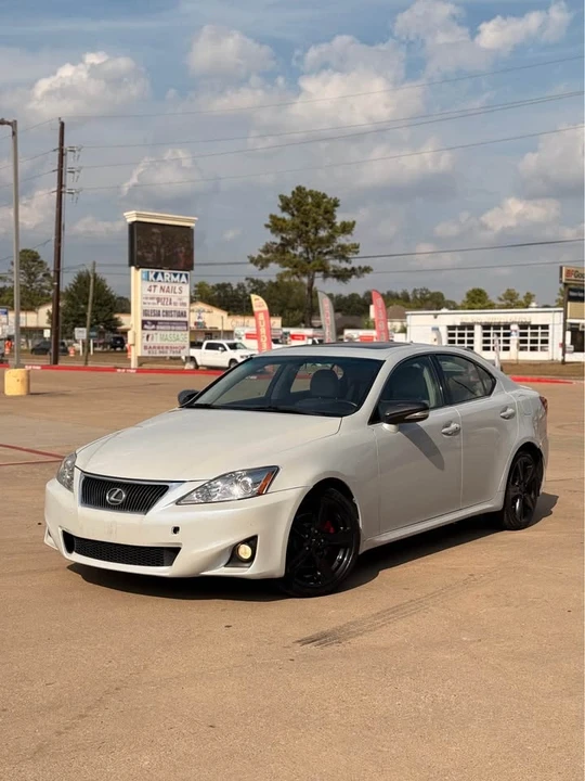 2011 Lexus IS 2nd Gen - Image 7 of 19