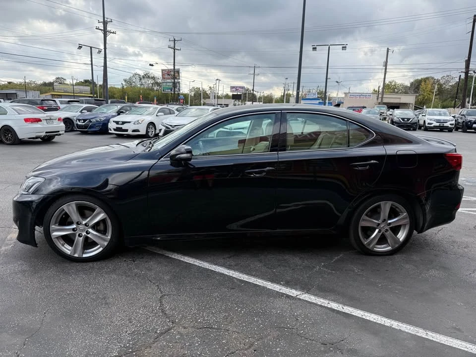 2011 Lexus IS 2nd Gen - Image 2 of 10