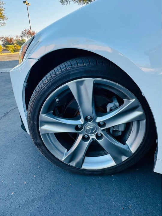 2011 Lexus IS 2nd Gen - Image 6 of 11