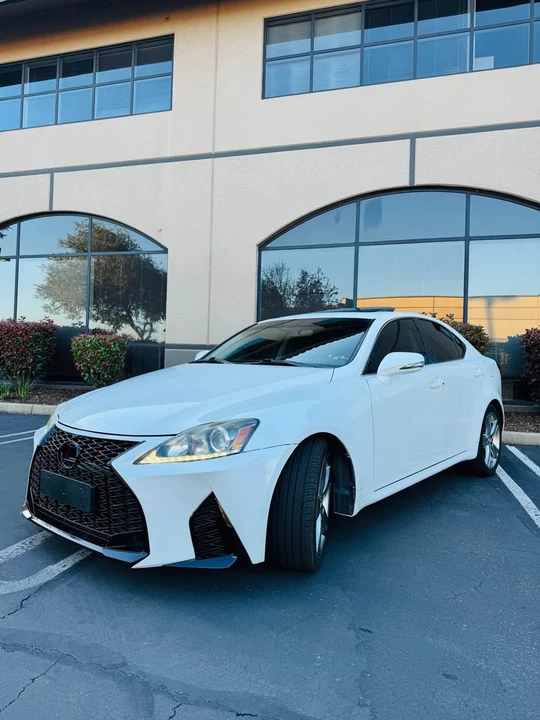 2011 Lexus IS 2nd Gen - Image 2 of 11