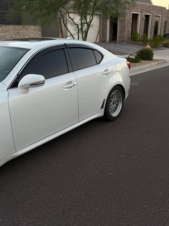 2011 Lexus IS 2nd Gen - Image 4 of 20