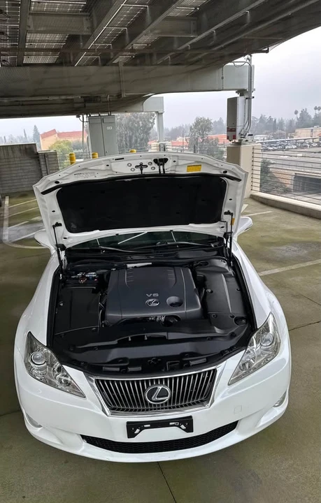 2011 Lexus IS 2nd Gen - Image 14 of 20