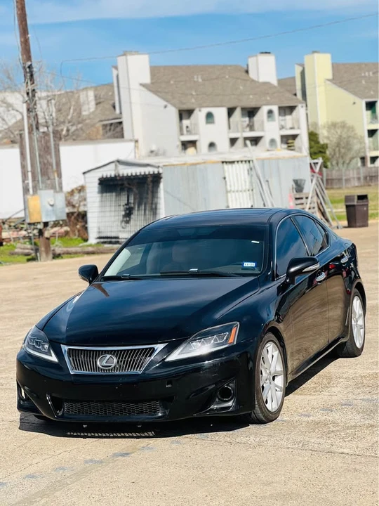 2011 Lexus IS 2nd Gen - Image 10 of 14