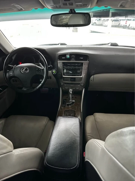 2011 Lexus IS 2nd Gen - Image 12 of 20