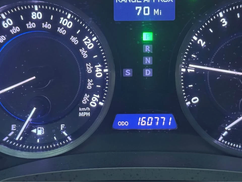 2011 Lexus IS 2nd Gen - Image 8 of 11