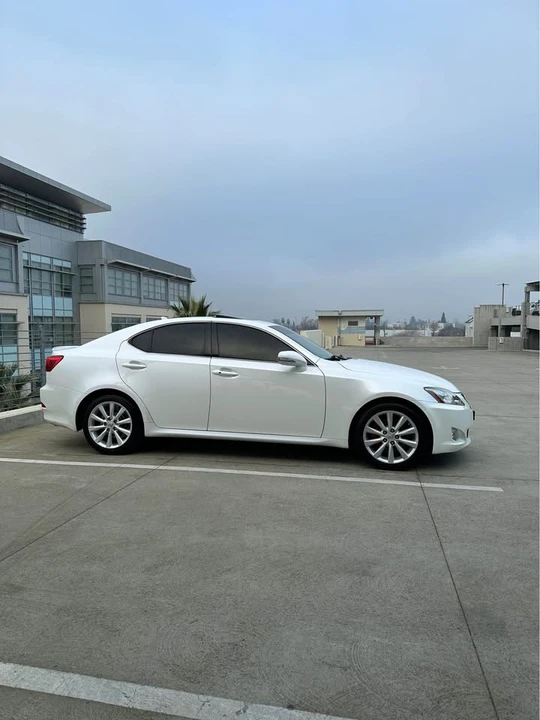 2011 Lexus IS 2nd Gen - Image 2 of 20