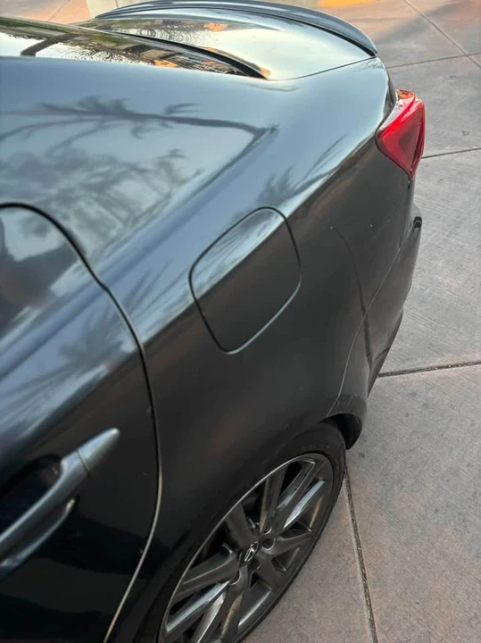2011 Lexus IS 2nd Gen - Image 6 of 11