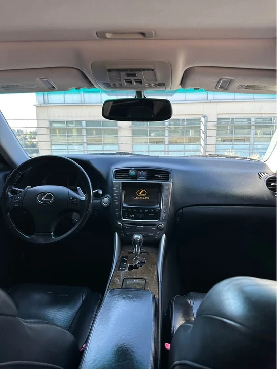 2011 Lexus IS 2nd Gen - Image 12 of 20