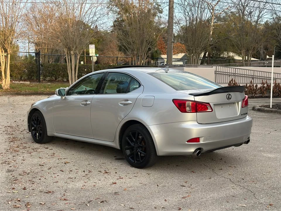 2011 Lexus IS 2nd Gen - Image 6 of 19