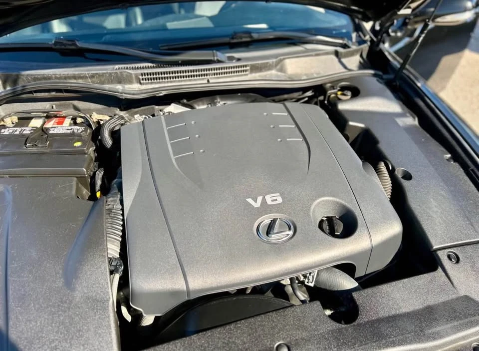 2011 Lexus IS 2nd Gen - Image 14 of 15
