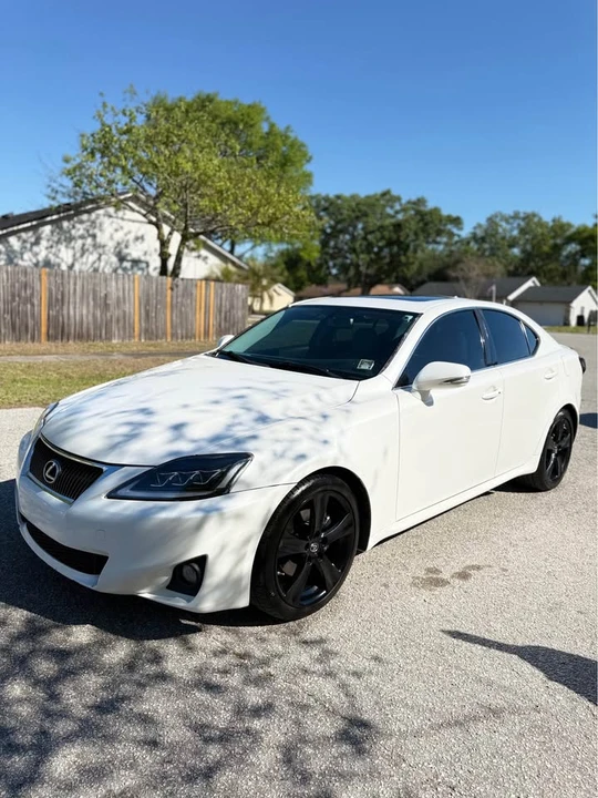 2011 Lexus IS 2nd Gen - Image 8 of 14