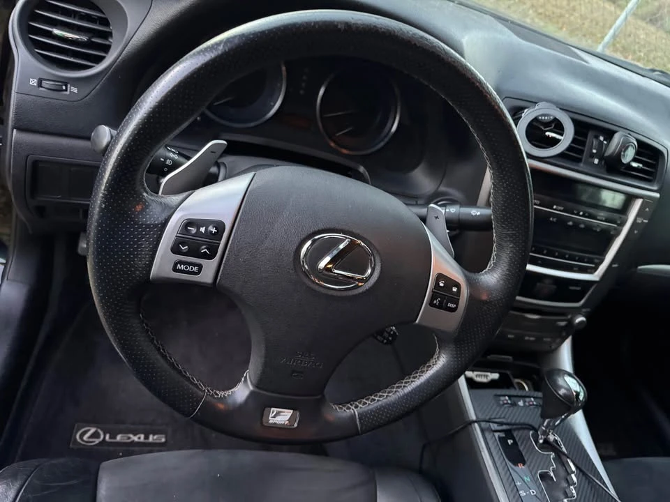 2011 Lexus IS 2nd Gen - Image 10 of 12