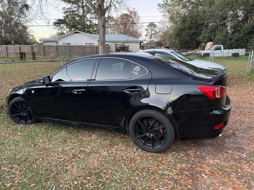 2011 Lexus IS 2nd Gen - Image 5 of 12
